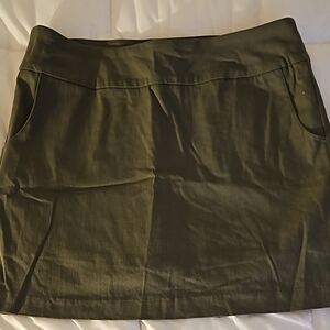 Eight Clovers Olive Green Women's Skort Size 12